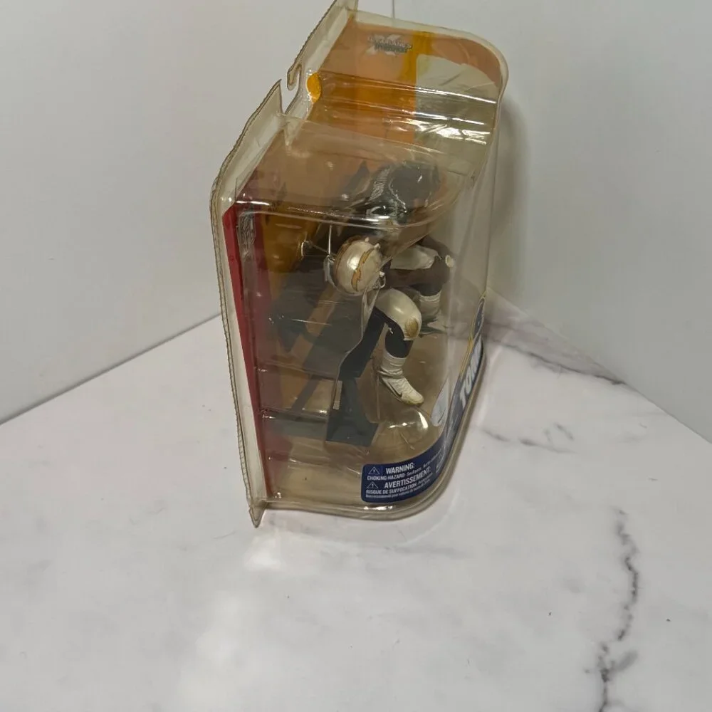 LaDainian Tomlinson San Diego Chargers McFarlane NFL Action Figure – New in Pack - Picture 4 of 5